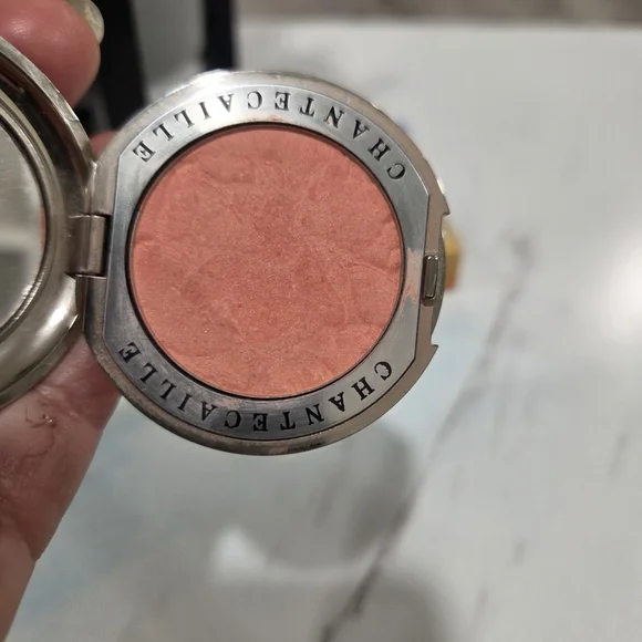 Chantecaille Cheek Shade in Emotion - Soft Pink - Picture 4 of 5